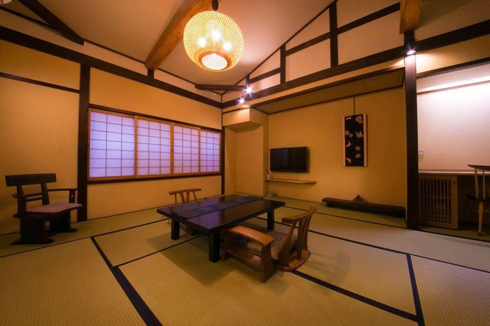 Hanaougi Bettei Iiyama Takayama (Gifu) Exterior foto